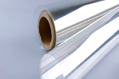 What are the main characteristics of PET sheets?